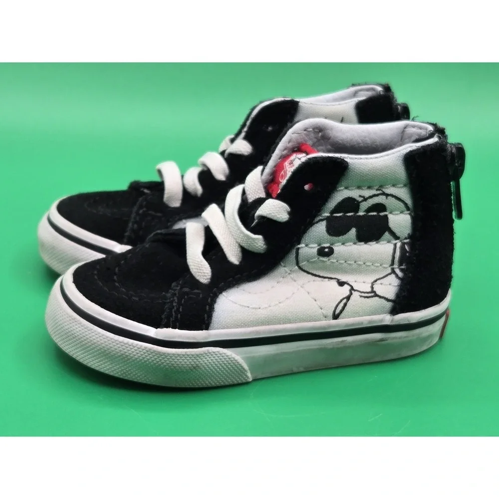 Vans x Peanuts SK8-Hi Sneaker - Joe Cool Snoopy Woodstock Black - Toddler 4.5 US
